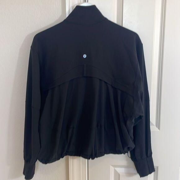 Lululemon Women’s Define Relaxed Fit Jacket - Picture 7 of 7